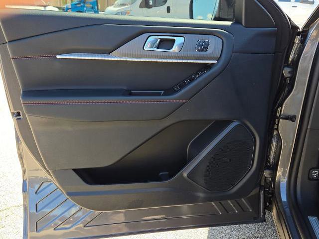 Certified 2025 Ford Explorer ST-Line w/ Premium Package image 20