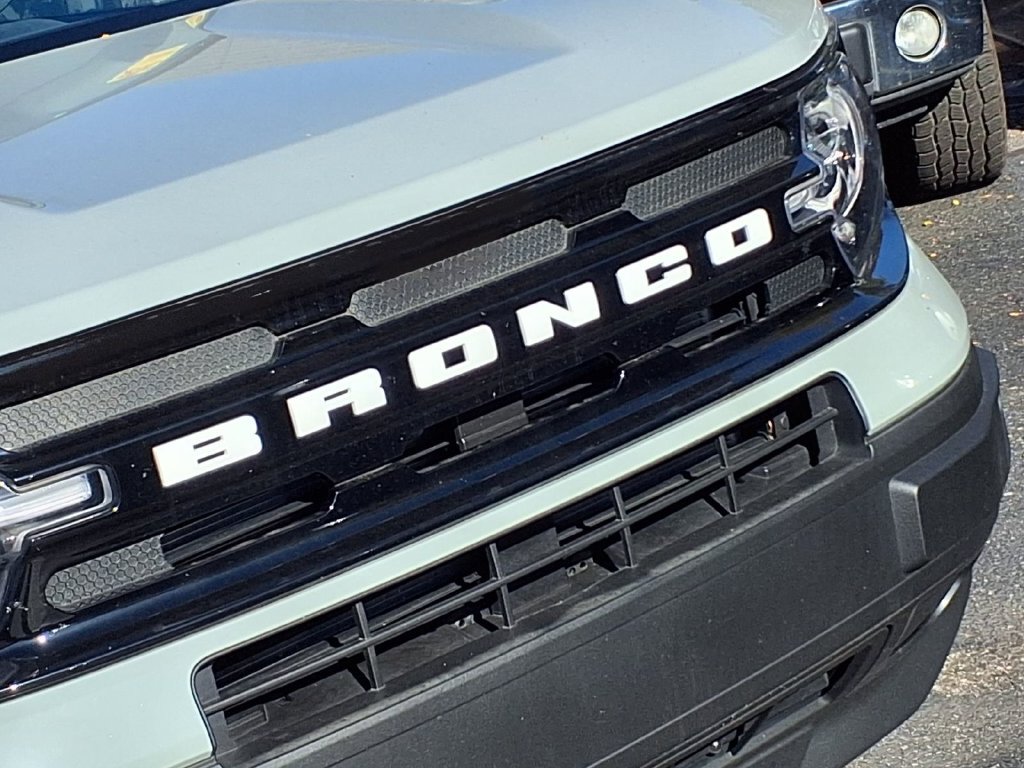 Certified 2023 Ford Bronco Sport Outer Banks AWD/4WD image 16