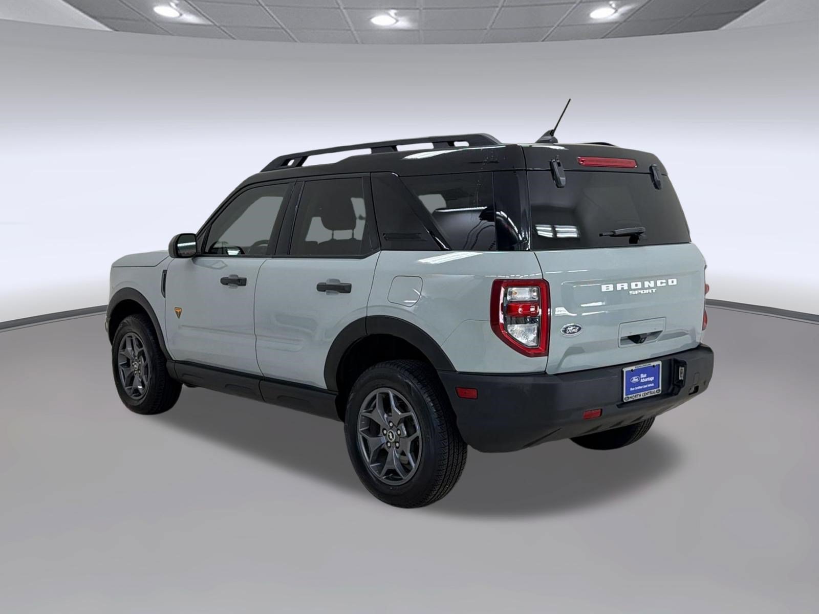 Certified 2022 Ford Bronco Sport Badlands AWD/4WD image 3