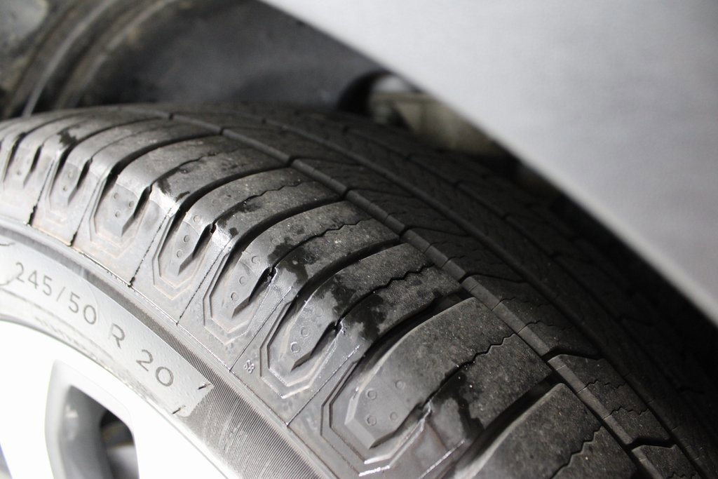 Used 2022 Kia Telluride EX w/ EX Premium Package image 21