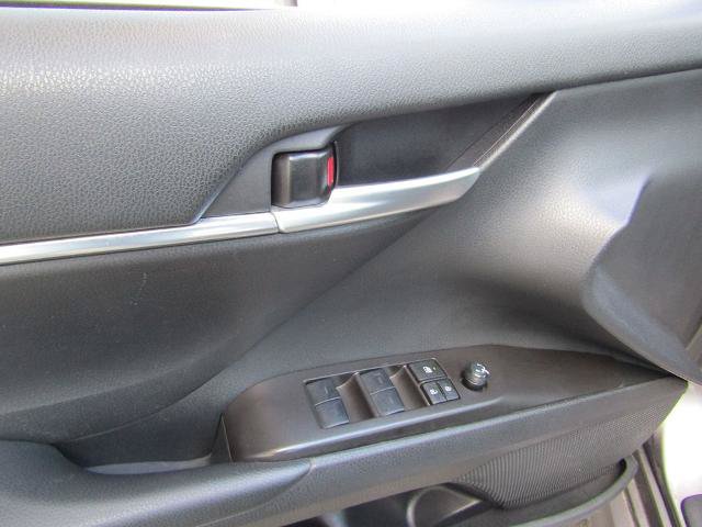 Used 2024 Toyota Camry LE FWD image 15