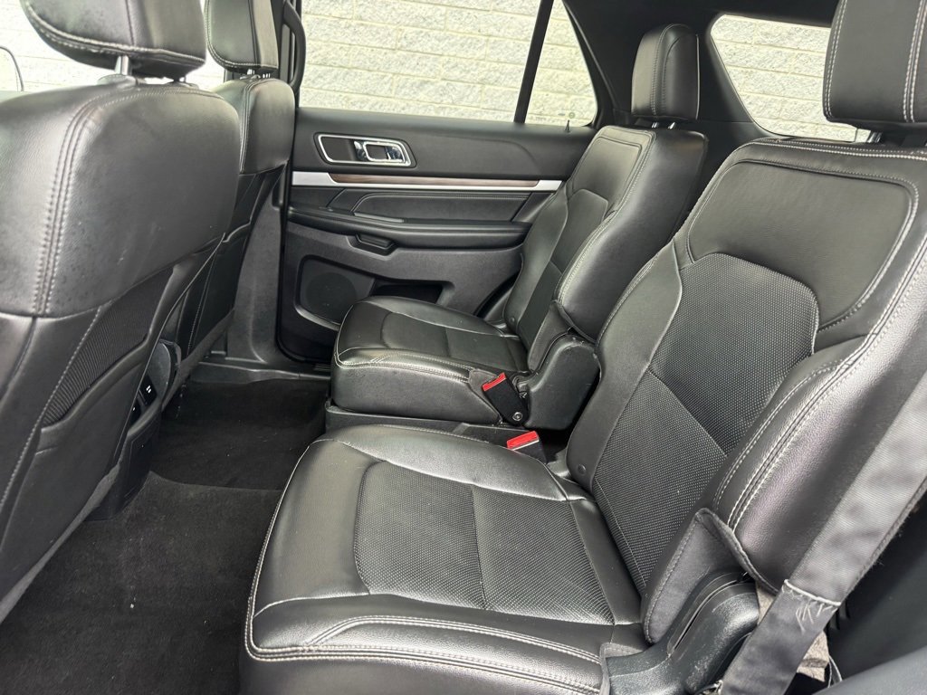 Certified 2018 Ford Explorer Limited w/ Equipment Group 301A image 23