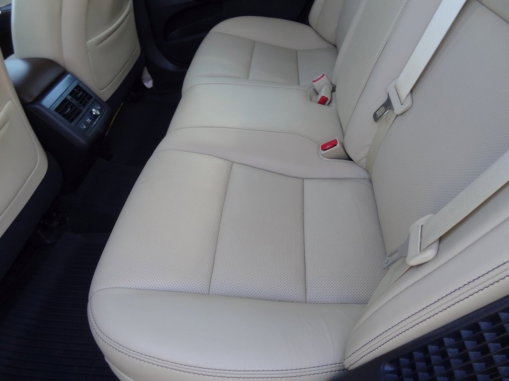 Used 2018 Toyota Avalon Limited image 17