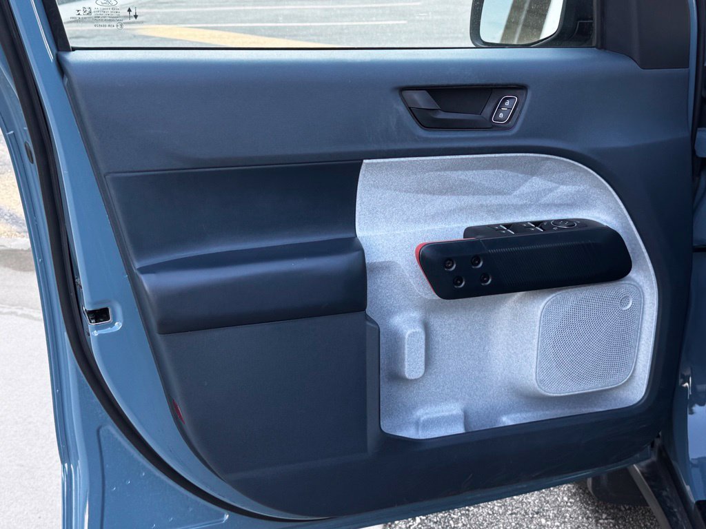 Certified 2023 Ford Maverick XLT FWD image 9