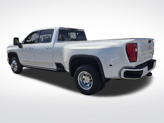 Used 2025 Chevrolet Silverado 3500 High Country w/ Technology Package image 7