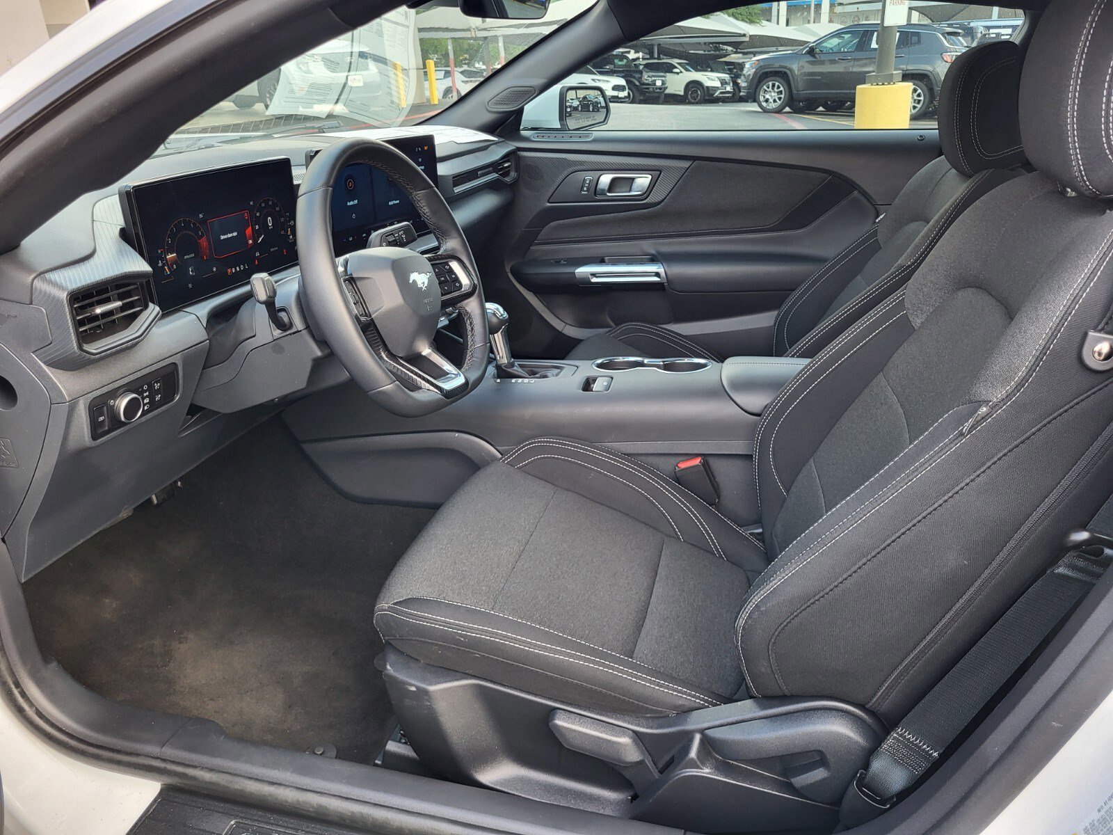 Certified 2025 Ford Mustang Coupe RWD image 18