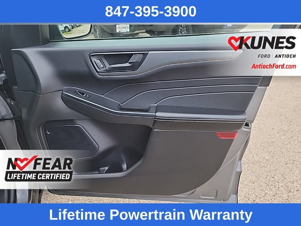 Certified 2024 Ford Escape Active AWD/4WD image 50