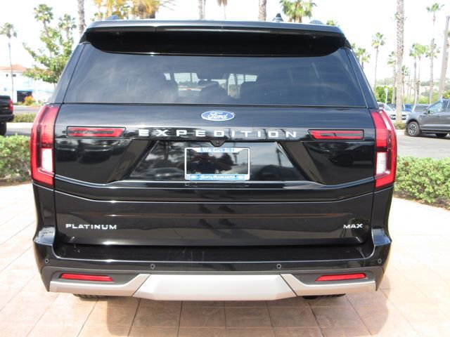 Certified 2025 Ford Expedition Max Platinum image 3