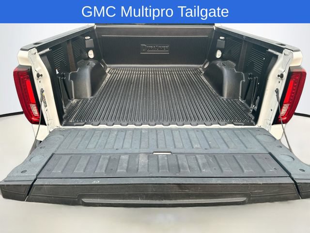 Used 2025 GMC Sierra 1500 SLT AWD/4WD image 10