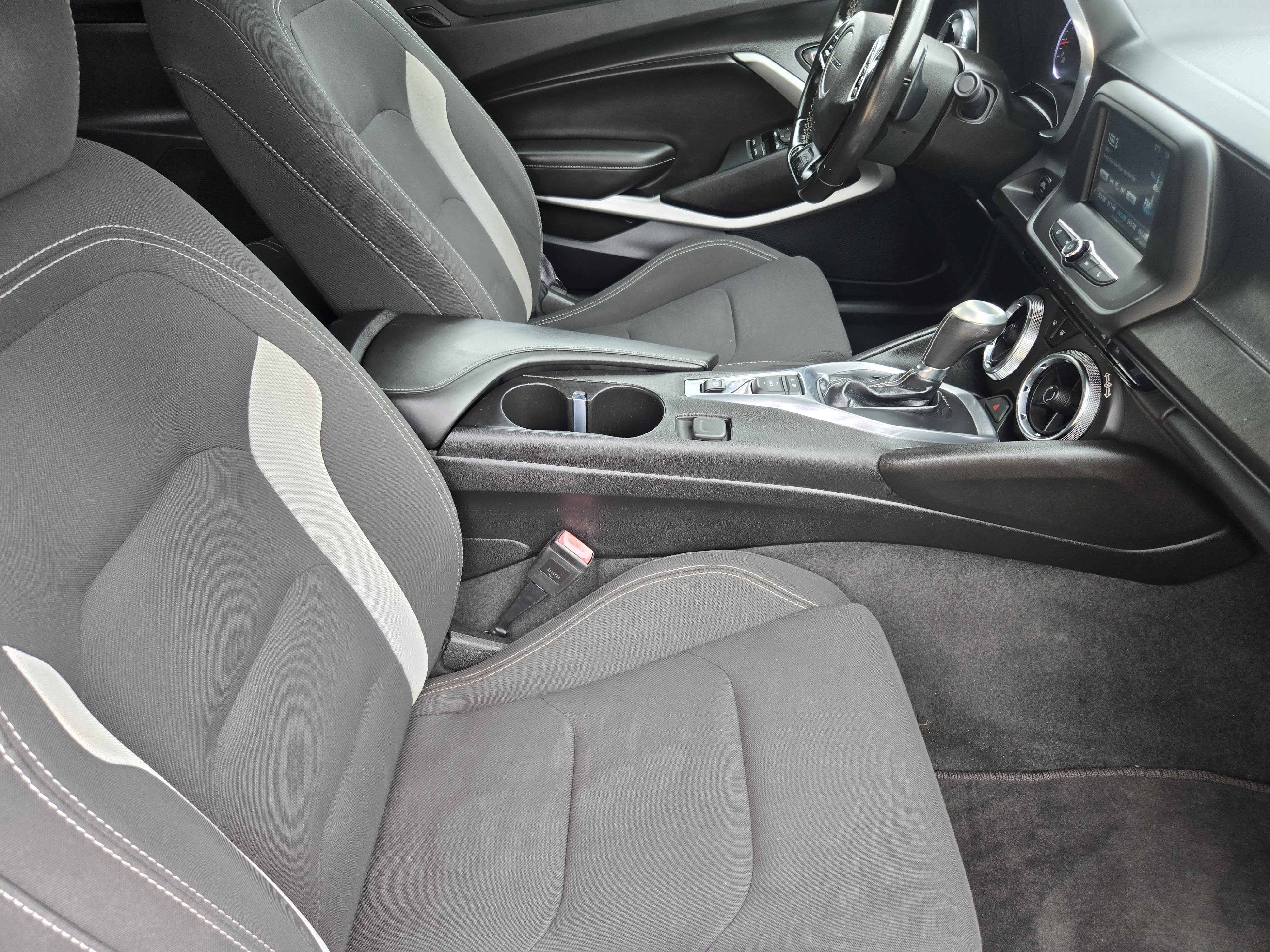 Used 2017 Chevrolet Camaro LT w/ RS Package RWD image 10