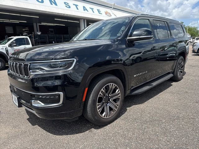 Used 2024 Jeep Wagoneer L Series II w/ Flexible Seating Group image 7