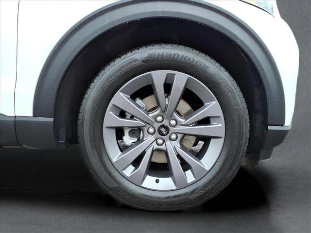 Certified 2023 Ford Explorer XLT w/ Equipment Group 202A image 9