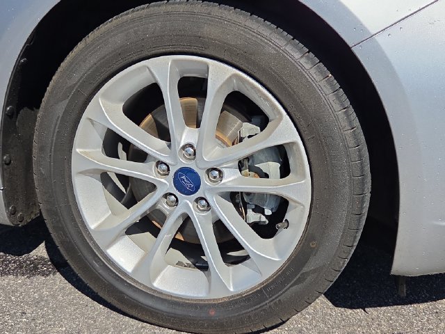 Certified 2020 Ford Fusion SE FWD image 31