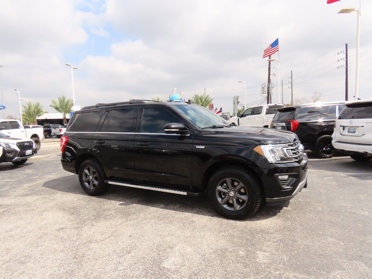 Certified 2021 Ford Expedition XLT image 7