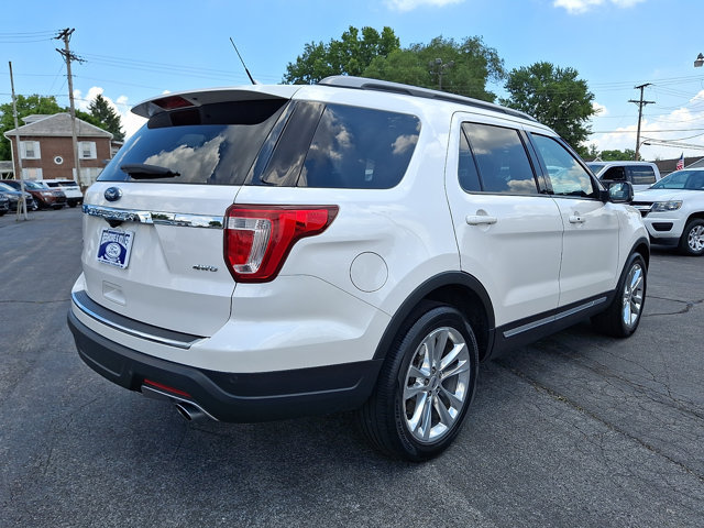 Certified 2018 Ford Explorer XLT w/ Equipment Group 202A AWD/4WD image 7