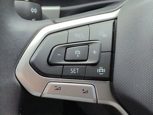 Used 2022 Volkswagen Atlas Cross Sport SE w/ Black Wheel Package FWD image 24