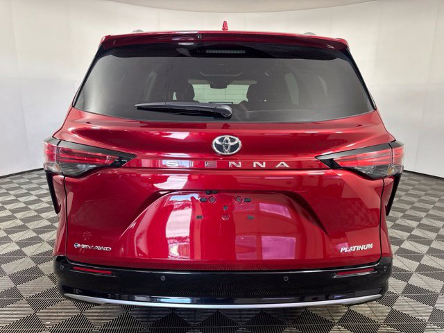 Used 2026 Toyota Sienna Platinum AWD/4WD image 25