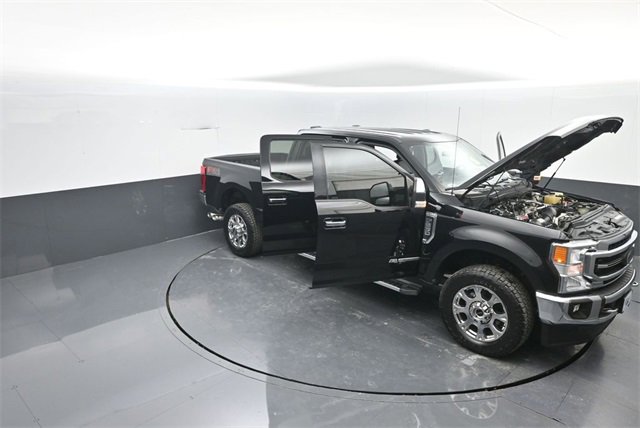 Certified 2021 Ford F250 Lariat w/ Chrome Package image 32