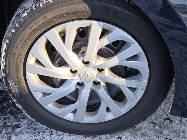 Used 2018 Toyota Corolla L image 14