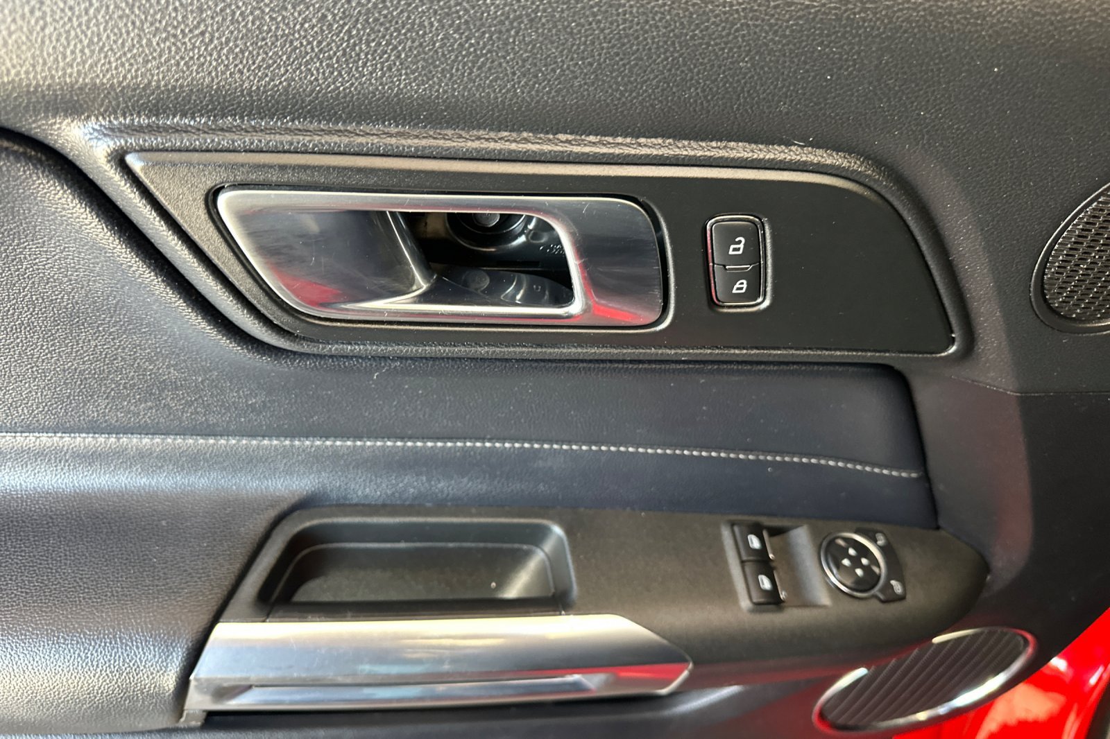 Certified 2021 Ford Mustang Premium RWD image 10