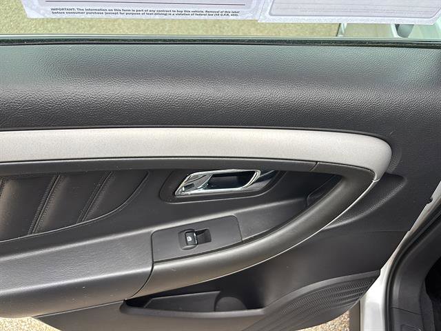 Certified 2019 Ford Taurus SEL AWD/4WD image 17
