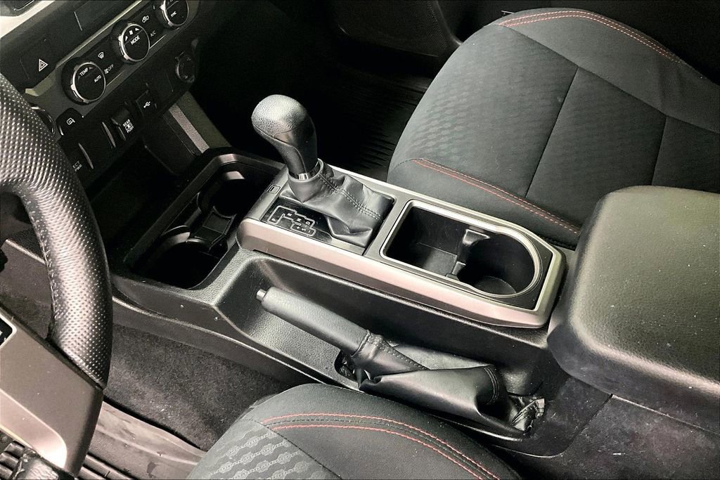 Used 2022 Toyota Tacoma SR5 image 15