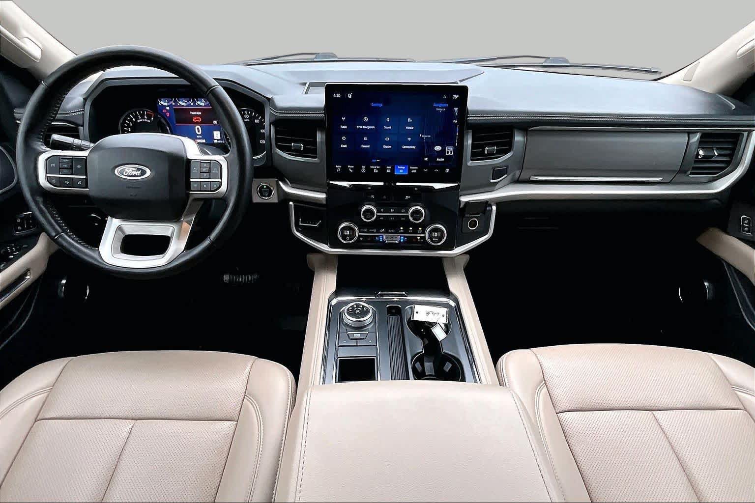 Certified 2024 Ford Expedition XLT RWD image 16