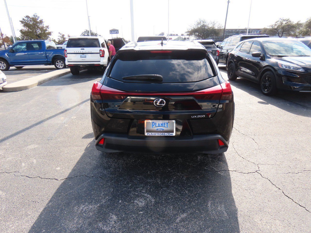 Used 2019 Lexus UX 200 image 4