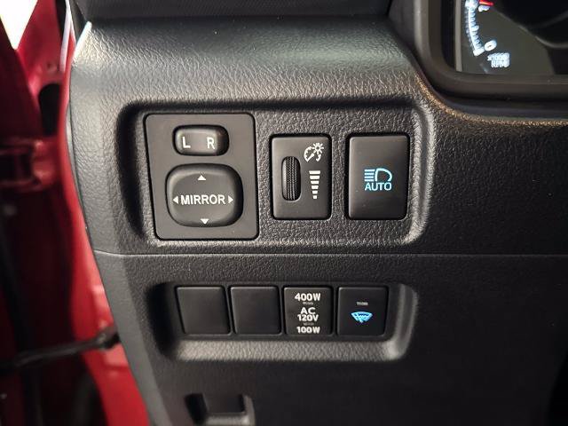 Used 2022 Toyota 4Runner SR5 Premium AWD/4WD image 19