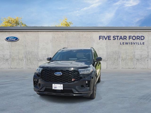 Certified 2025 Ford Explorer ST AWD/4WD image 3