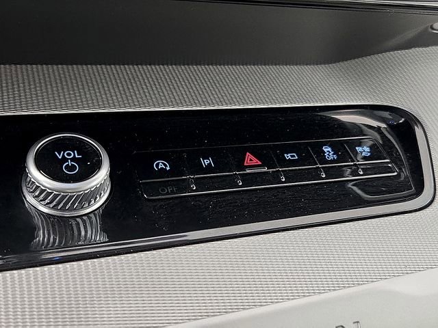 Certified 2025 Ford Expedition Active RWD image 28