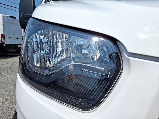 Certified 2025 Ford Transit 250 Low Roof w/ Exterior Upgrade Package RWD image 9