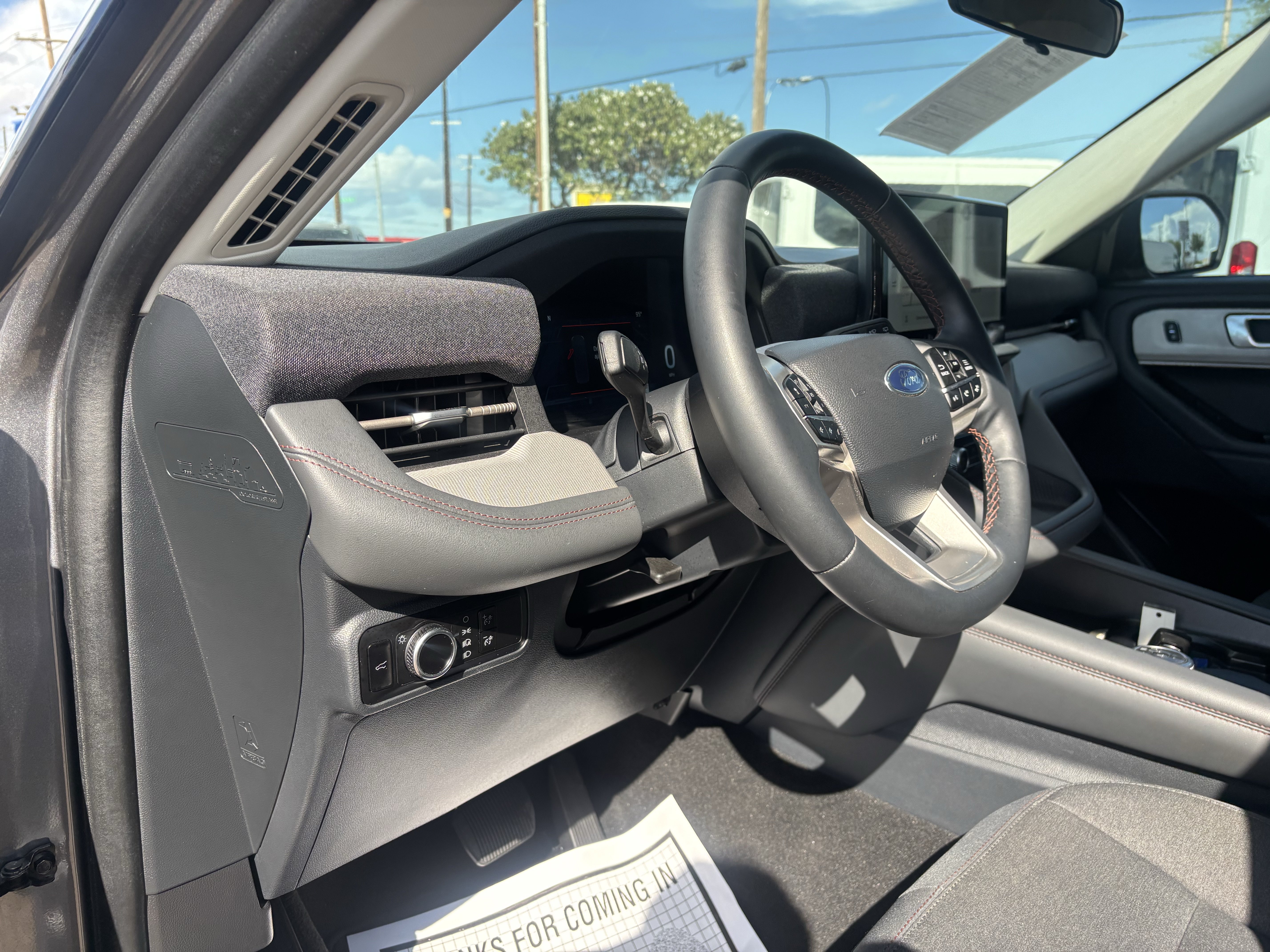 Certified 2025 Ford Explorer Active RWD image 12