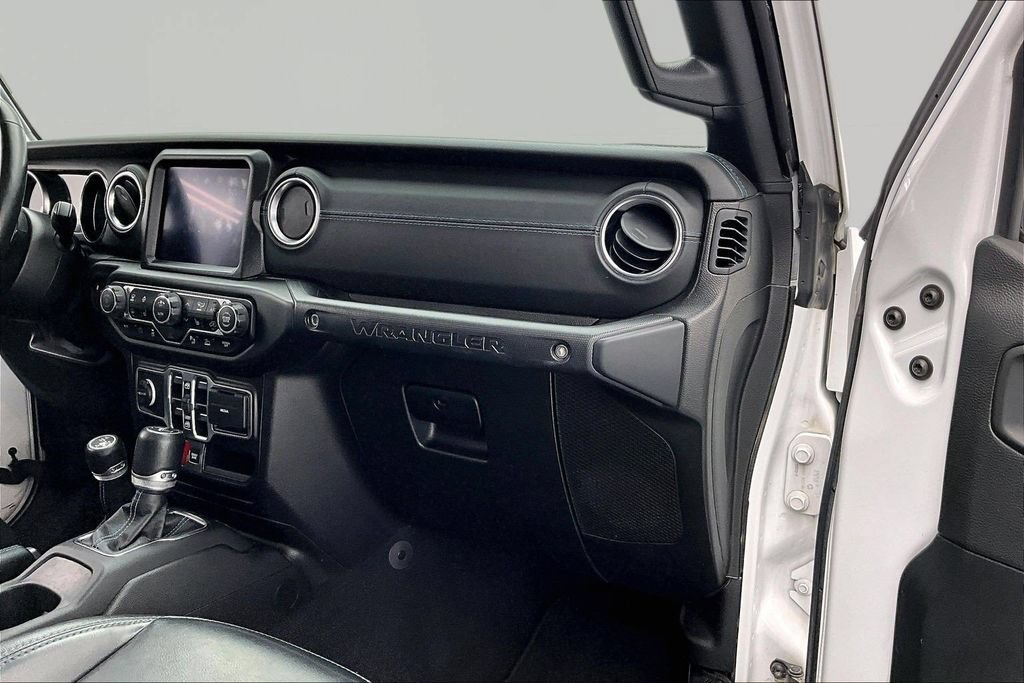 Used 2021 Jeep Wrangler Unlimited Rubicon 4xe w/ Steel Bumper Group AWD/4WD image 17