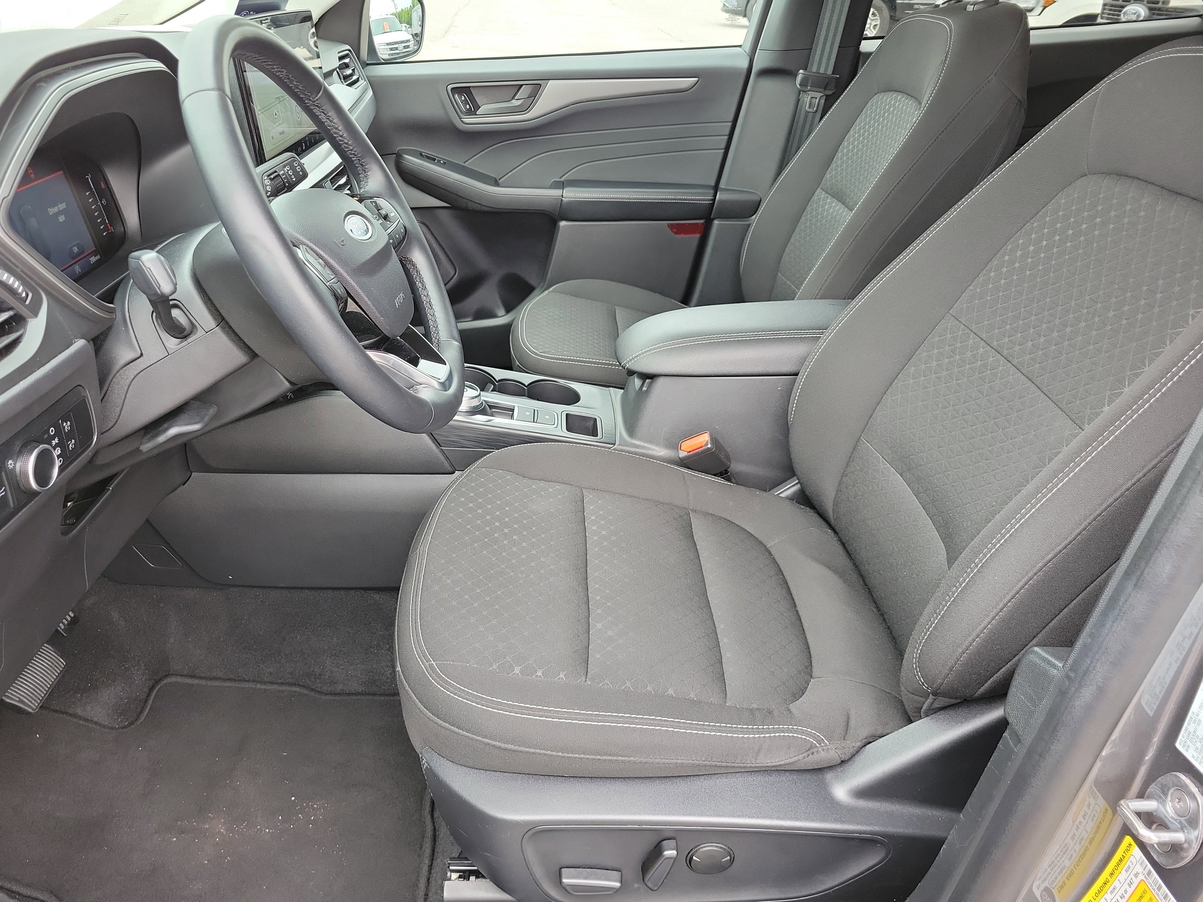 Certified 2024 Ford Escape Active w/ Tech Pack #1 image 14