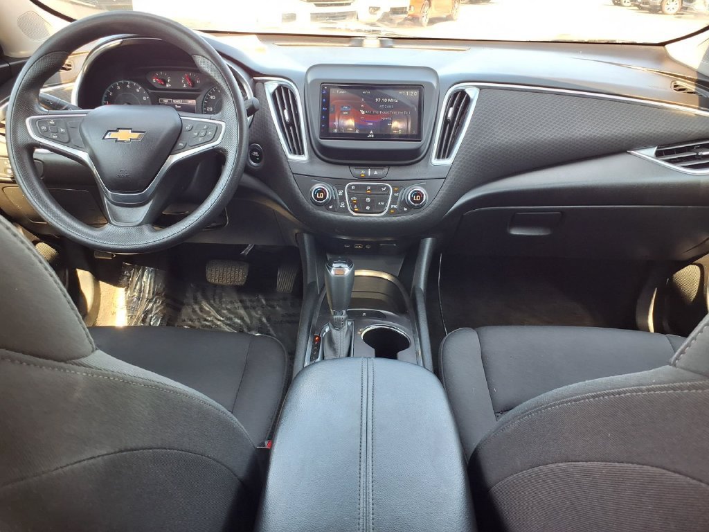 Used 2020 Chevrolet Malibu LT FWD image 9