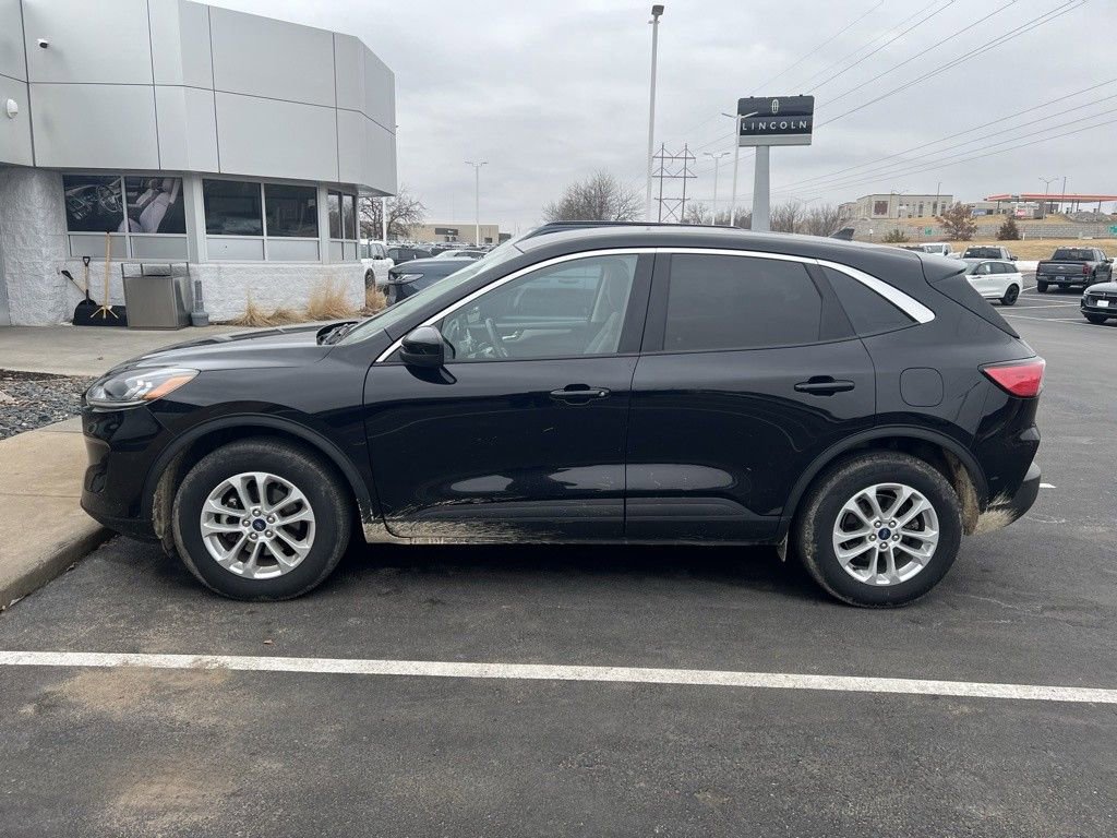 Certified 2021 Ford Escape SE w/ Convenience Package image 3