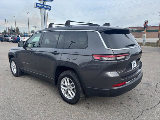 Used 2024 Jeep Grand Cherokee L Laredo image 3