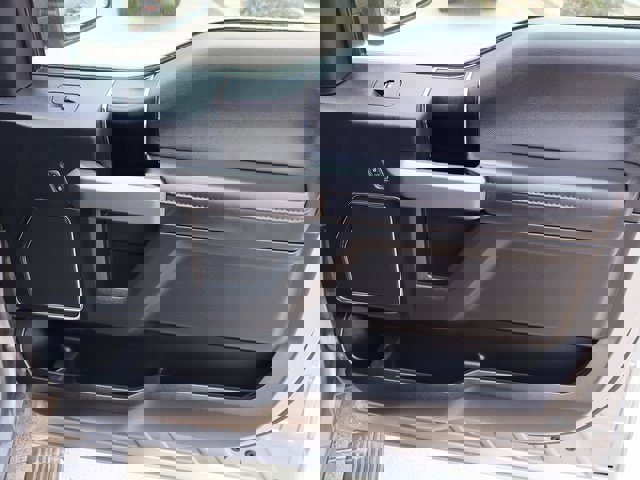 Certified 2020 Ford F150 Platinum w/ Equipment Group 701A Luxury image 18