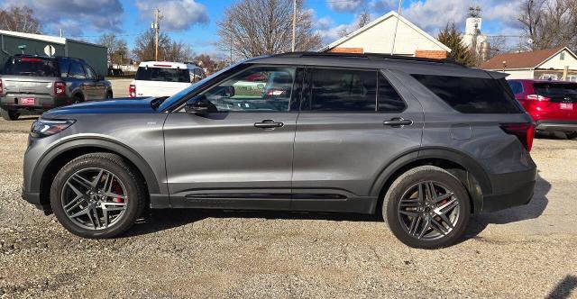 Certified 2025 Ford Explorer ST-Line w/ ST-Line Street Pack image 4
