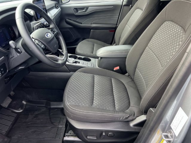 Certified 2023 Ford Escape Active AWD/4WD image 19