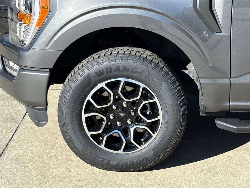 Certified 2023 Ford F150 XLT w/ Equipment Group 302A High image 11