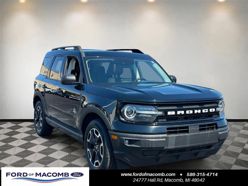 Certified 2021 Ford Bronco Sport Outer Banks w/ Outer Banks Package AWD/4WD image 1