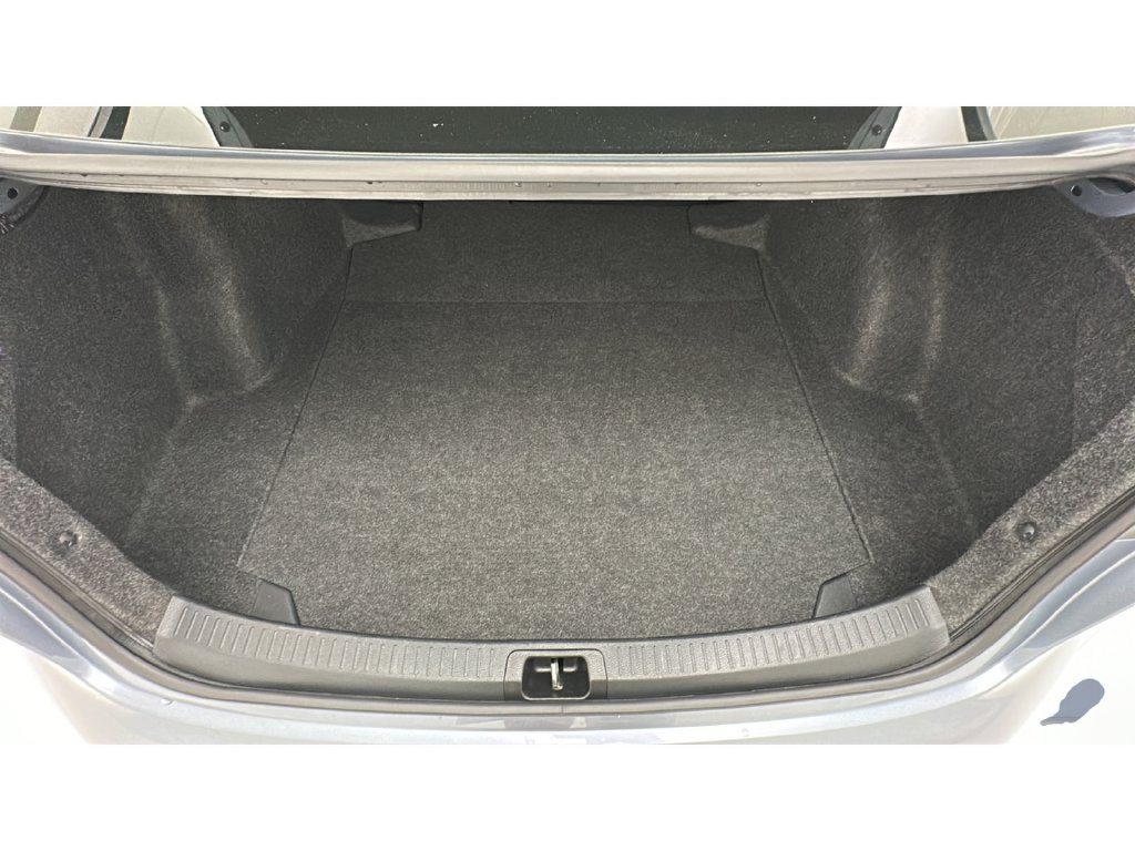 Used 2025 Toyota Corolla LE FWD image 22