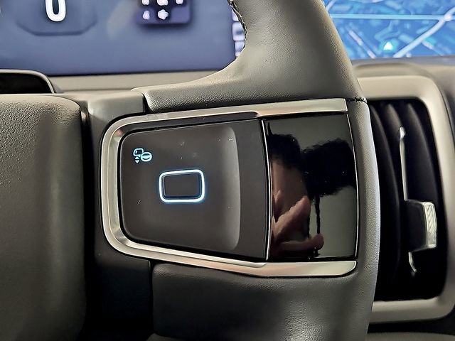 Certified 2025 Ford Expedition Active image 25