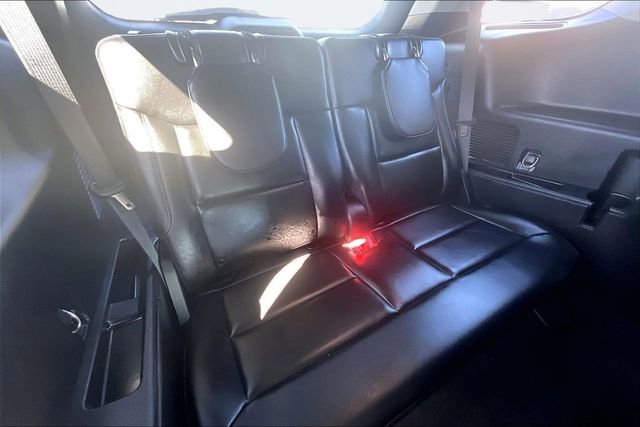 Certified 2022 Ford Explorer XLT w/ Equipment Group 202A image 27