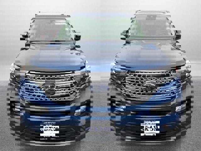 Certified 2022 Ford Explorer Limited w/ Hybrid Equipment Group 310A image 4
