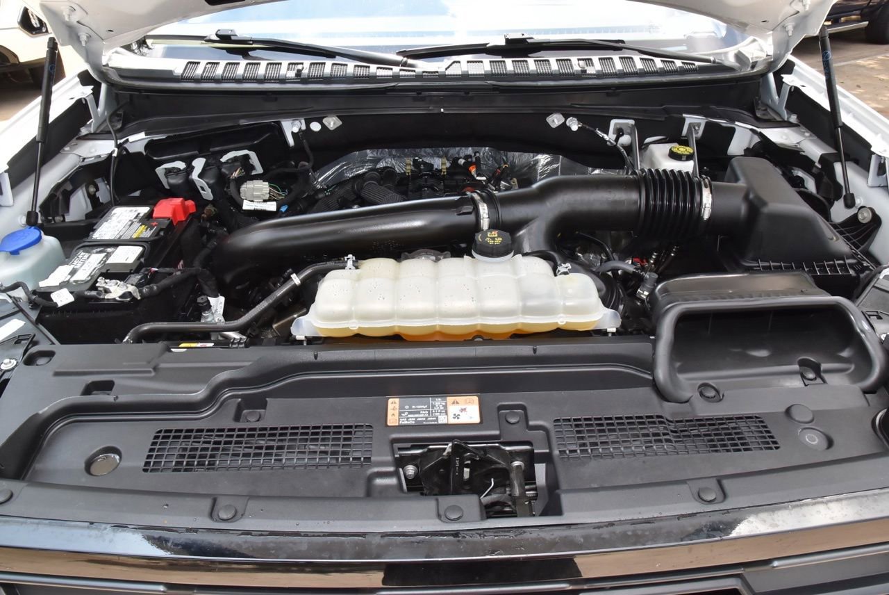Certified 2025 Ford Expedition Active AWD/4WD image 42