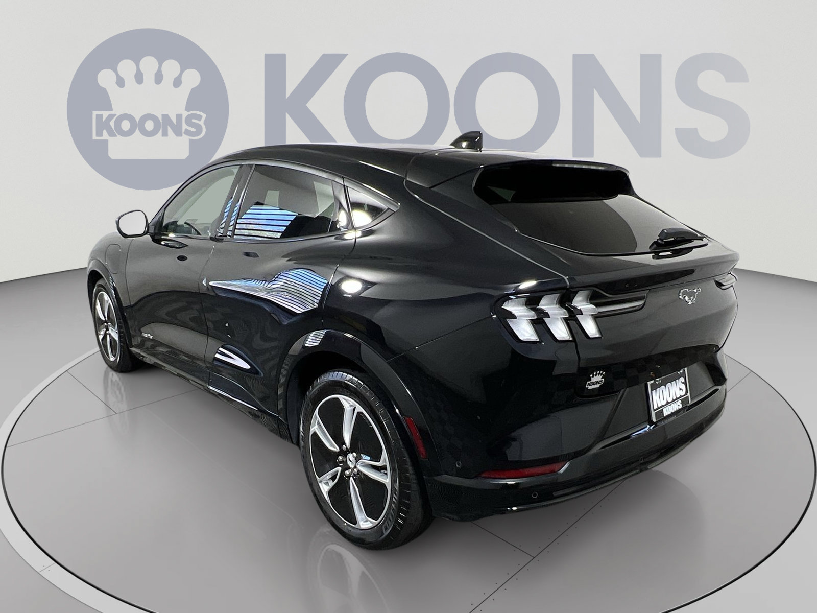 Certified 2023 Ford Mustang Mach-E Premium RWD image 4