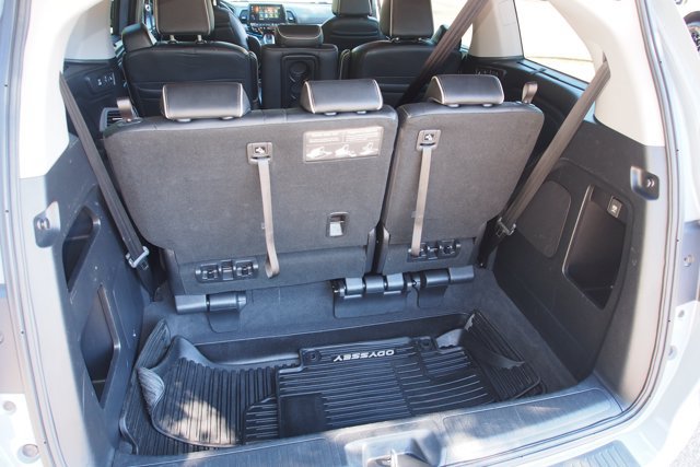 Used 2024 Honda Odyssey Elite image 17